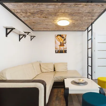 Lubomirskiego By Renters *